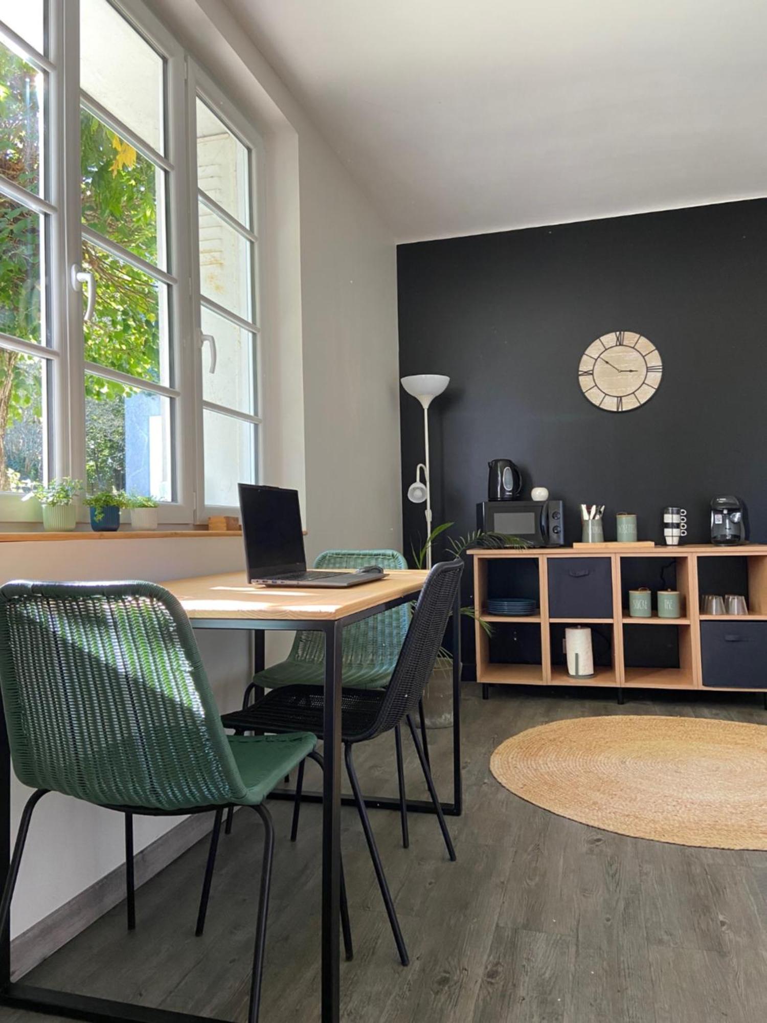 Les Chambres De L'Atelier Marigne-Laille Eksteriør bilde